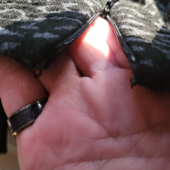 Cheetah pencil skirt ♡ - Picture 2 of 4